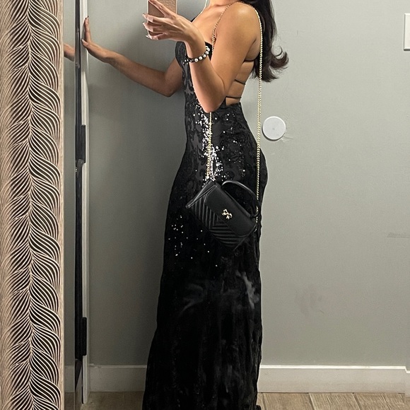Black one shoulder dress - Picture 2 of 2